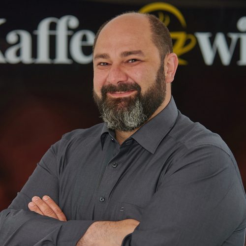 kaffeegwin-ansprechpartner-bora-akbaba kaffeegwin-ansprechpartner-bora-akbaba